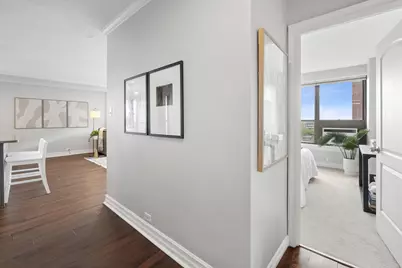 2930 N Sheridan Road #1301, Chicago, IL 60657 - Photo 3