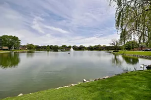 9442 Bay Colony Dr, Des Plaines, IL 60016 - Photo 27
