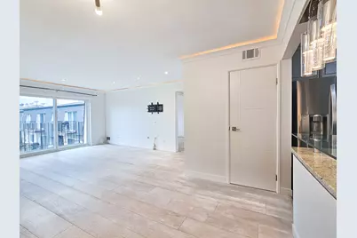 9442 Bay Colony Drive #3E, Des Plaines, IL 60016 - Photo 11