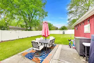126 Monee Rd, Park Forest, IL 60466 - Photo 5