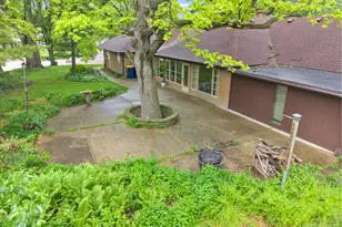 16 Green Ridge Rd, Elgin, IL 60120 - Photo 7