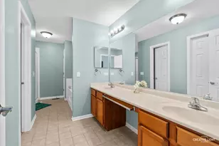 1005 Hummingbird Way, Bartlett, IL 60103 - Photo 11