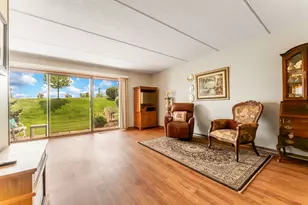 245 Windsor Ln, Willowbrook, IL 60527 - Photo 5