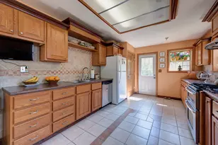 17049 W Edwards Rd, Antioch, IL 60002 - Photo 17