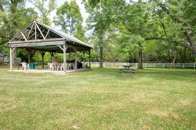 17049 W Edwards Road, Antioch, IL 60002 - Photo 11