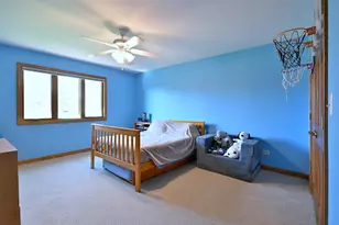 5681 River Park Dr, Libertyville, IL 60048 - Photo 37
