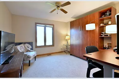 5681 River Park Drive, Libertyville, IL 60048 - Photo 27