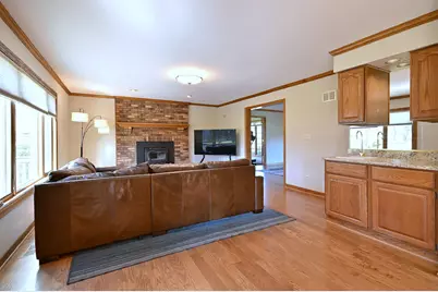 5681 River Park Drive, Libertyville, IL 60048 - Photo 9