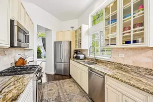 1058 Providence Ln, Buffalo Grove, IL 60089 - Photo 11