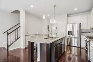 33 N Lincoln Ln, Arlington Heights, IL 60004 - Photo 9