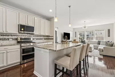 33 N Lincoln Lane, Arlington Heights, IL 60004 - Photo 7