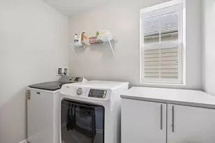 33 N Lincoln Ln, Arlington Heights, IL 60004 - Photo 17