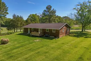 2585 Market Rd, Marion, IL 62959 - Photo 3