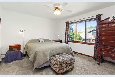 714 Eletson Drive, Crystal Lake, IL 60014 - Photo 13