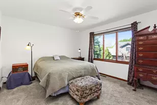 714 Eletson Dr, Crystal Lake, IL 60014 - Photo 13