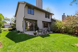 714 Eletson Dr, Crystal Lake, IL 60014 - Photo 19