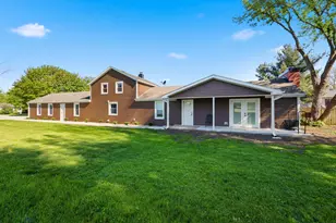1107 N East St, Marengo, IL 60152 - Photo 1