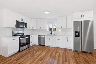 1107 N East St, Marengo, IL 60152 - Photo 11