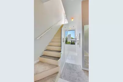 2050 W Huron Street, Chicago, IL 60612 - Photo 21