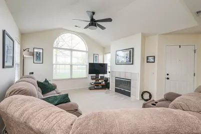 405 Stonegate Way #405, Manteno, IL 60950 - Photo 5