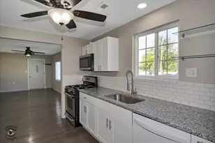 201 1/2 Reverend Walton Dr, Lockport, IL 60441 - Photo 11