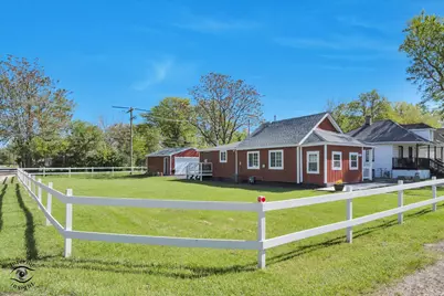 201 1/2 Reverend Walton Drive, Lockport, IL 60441 - Photo 3