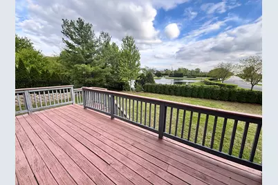 251 Pleasant Drive, Bartlett, IL 60103 - Photo 21