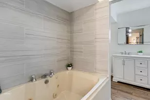1620 Richmond Cir, Joliet, IL 60435 - Photo 9