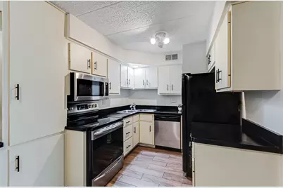 1620 Richmond Circle #106, Joliet, IL 60435 - Photo 3