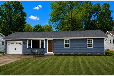 705 E Douglas Street, Saint John, IL 61873 - Photo 1