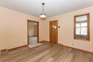 1007 16th Ave, Fulton, IL 61252 - Photo 5