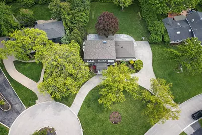 15 Devonshire Drive, Oak Brook, IL 60523 - Photo 37