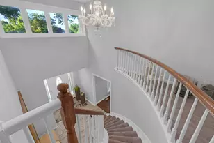 15 Devonshire Dr, Oak Brook, IL 60523 - Photo 25
