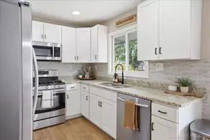 34 W Amber Ave, Cortland, IL 60112 - Photo 13