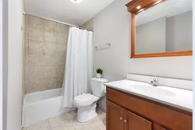 324 Byron Avenue, Bloomingdale, IL 60108 - Photo 11