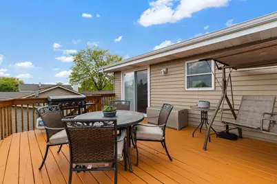 324 Byron Avenue, Bloomingdale, IL 60108 - Photo 19