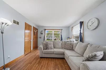 1309 8th Avenue, Sterling, IL 61081 - Photo 5