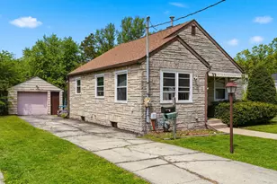 1309 8th Ave, Sterling, IL 61081 - Photo 3