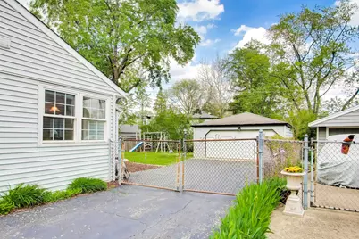 3100 Falcon Court W, Rolling Meadows, IL 60008 - Photo 21