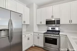 606 Hartford Ct, Oswego, IL 60543 - Photo 7