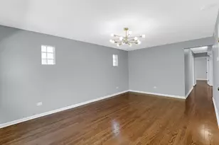 5420 N Central Ave, Chicago, IL 60630 - Photo 5