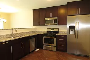 32461 N Rushmore Ave, Lakemoor, IL 60051 - Photo 7