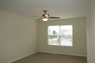 32461 N Rushmore Ave, Lakemoor, IL 60051 - Photo 33