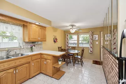 4116 Raymond Avenue, Brookfield, IL 60513 - Photo 5