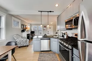 3351 N Clifton Ave, Chicago, IL 60657 - Photo 9
