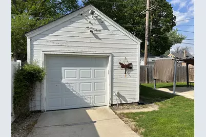 822 Douglas Street, Morris, IL 60450 - Photo 21
