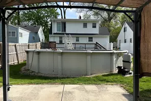 822 Douglas St, Morris, IL 60450 - Photo 23