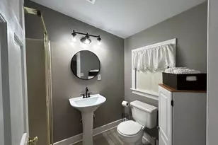 822 Douglas St, Morris, IL 60450 - Photo 17