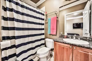 663 N Peoria St, Chicago, IL 60642 - Photo 13