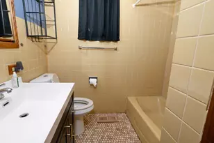 432 Natoma St, Park Forest, IL 60466 - Photo 9